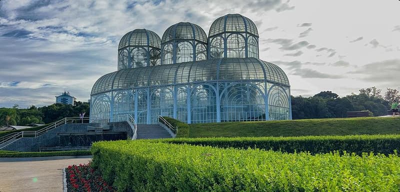 Quartos para alugar em Curitiba - PR